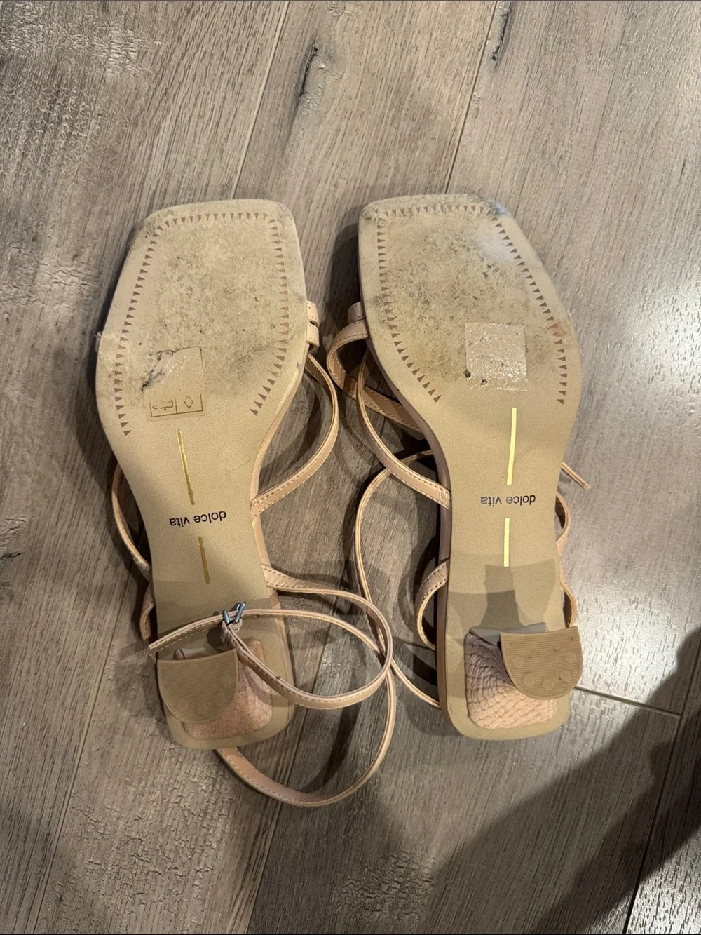 Dolce Vita nude colored